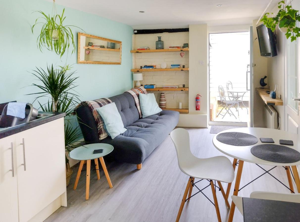 The Annexe Lejlighed Hawkedon Eksteriør billede